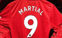 Solskjaer quyết định trao chiếc áo số 9 của MU cho Martial