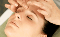 Massage để chữa đau đầu :
